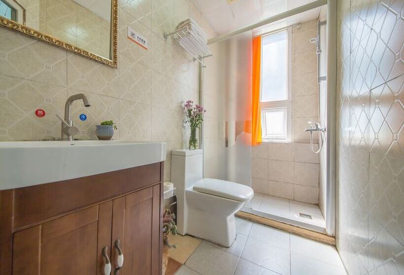 Standard Room, Chengdu Nova Traveller S Youth Hostel