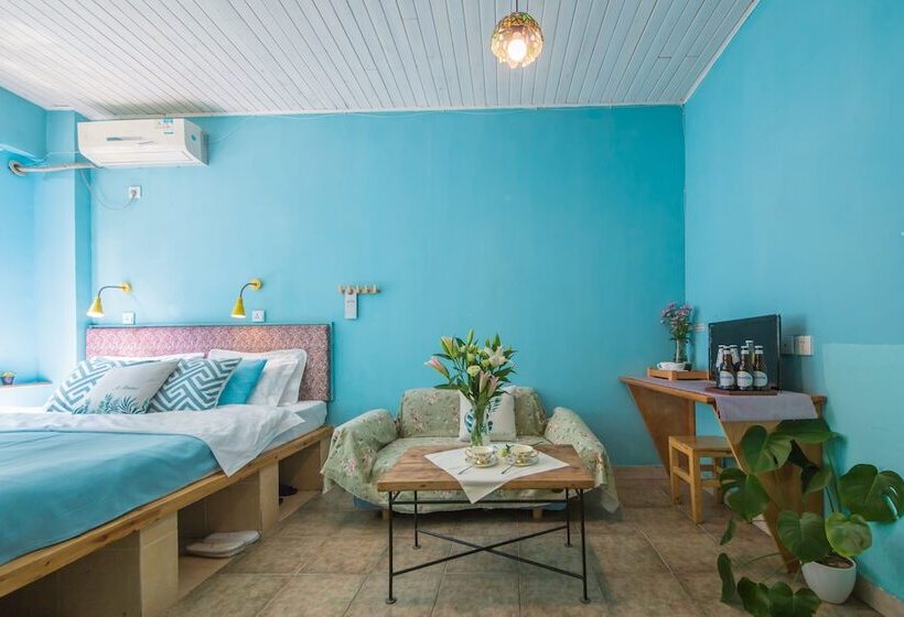 Deluxe Room, Chengdu Nova Traveller S Youth Hostel