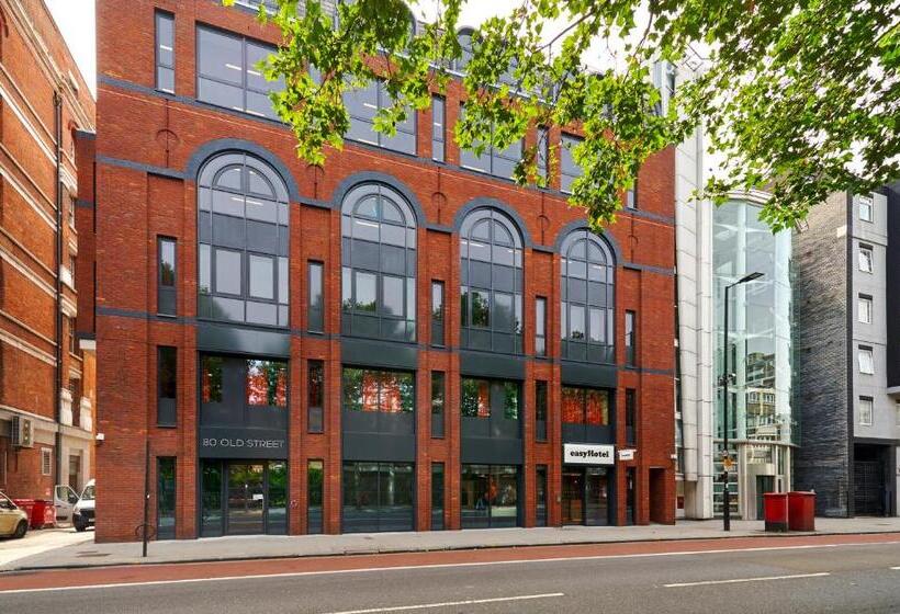 Номер Стандарт Адаптированный для Инвалидов, Easyhotel London City Shoreditch