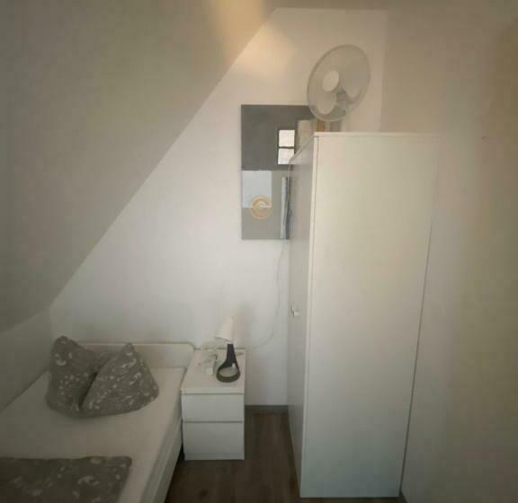 اتاق استاندارد, Hostel Nuremberg