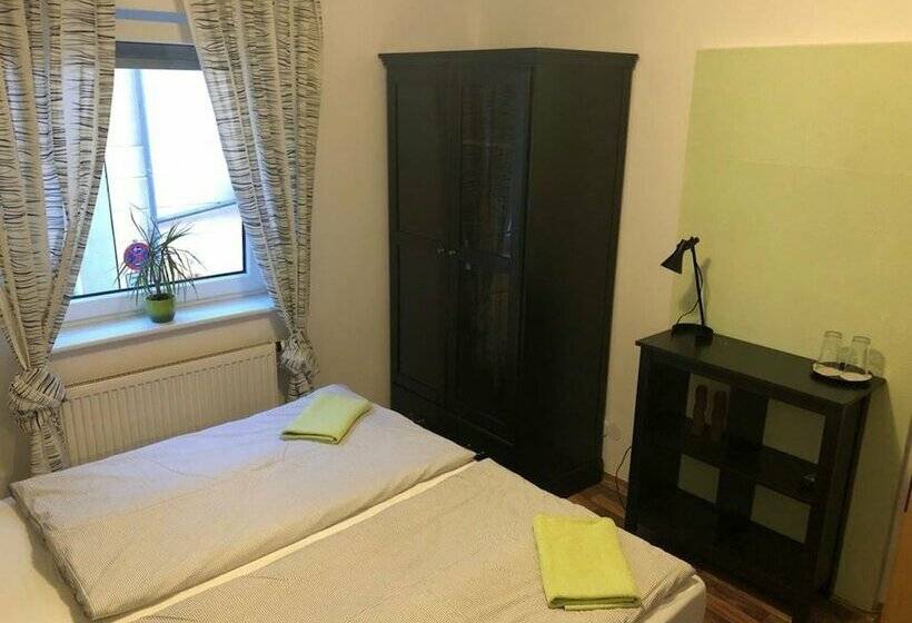 اتاق استاندارد, Hostel Nuremberg