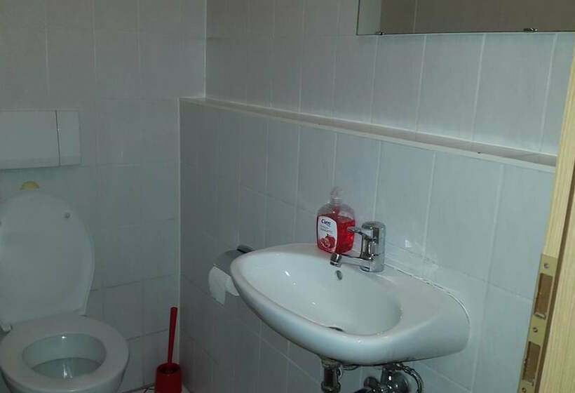 اتاق استاندارد, Hostel Nuremberg