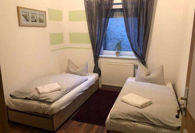 اتاق استاندارد, Hostel Nuremberg