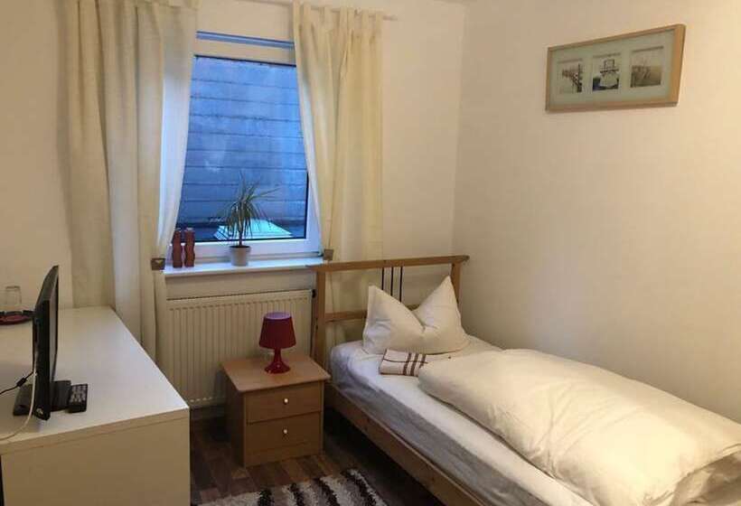 غرفة قياسية فردية, Hostel Nuremberg