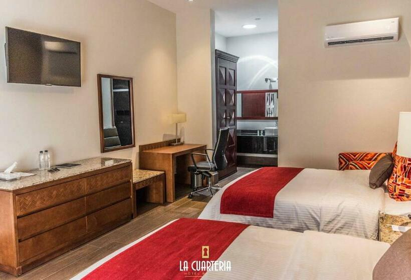 Habitación Estándar con Balcón, La Cuarteria Hotel Boutique