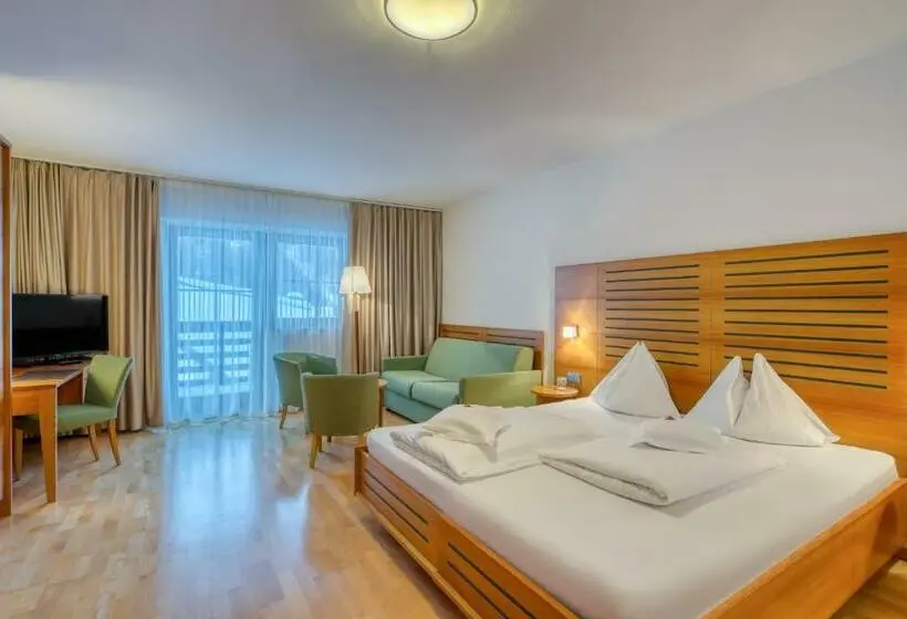 Deluxe-huone Parveke, Cevedale