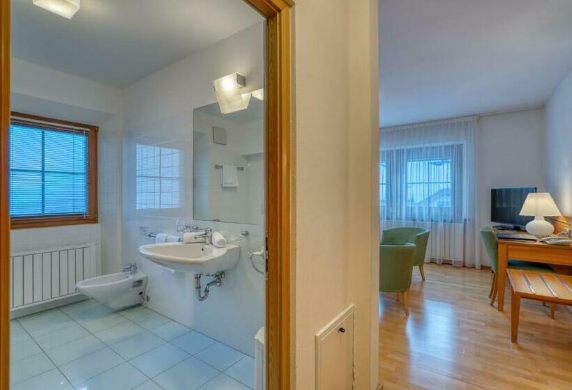 Номер Economy, Cevedale