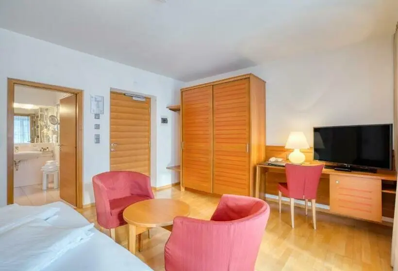 Deluxe-huone Parveke, Cevedale