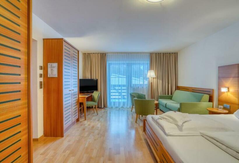 Номер Deluxe с Балконом, Cevedale