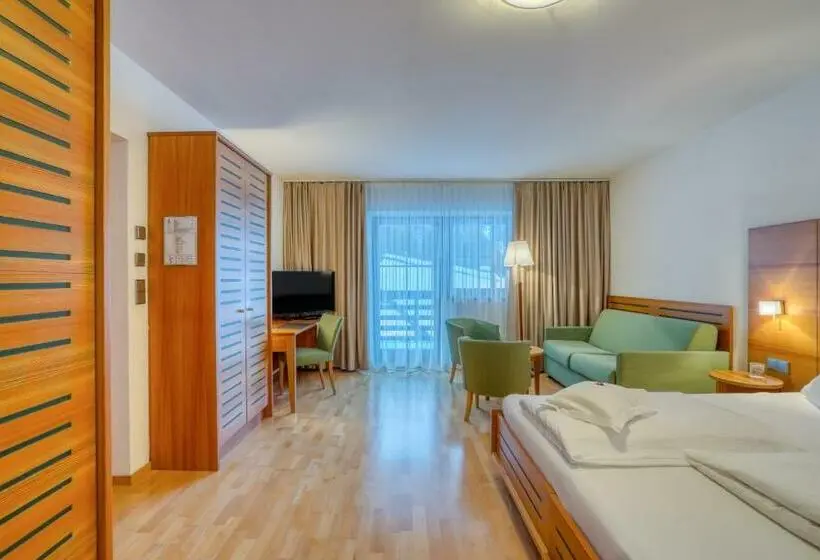Deluxe-huone Parveke, Cevedale