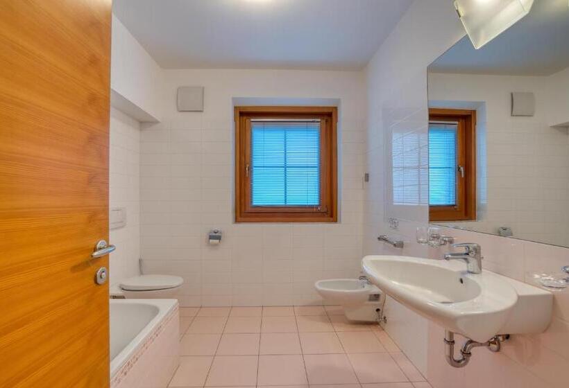 Полулюкс с Балконом, Cevedale