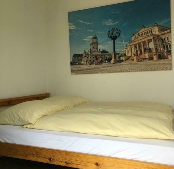 Standardzimmer mit Doppelbett, Club Lodges Berlin Mitte