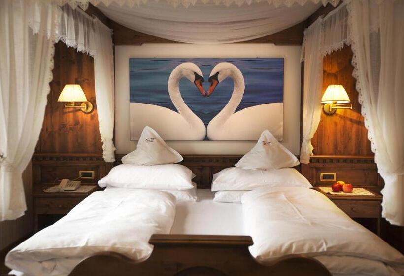 غرفة ديلوكس مطلة على الجبل, Garni Concordia Dolomites Home