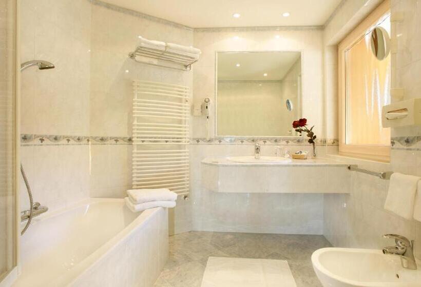 غرفة ديلوكس مطلة على الجبل, Garni Concordia Dolomites Home