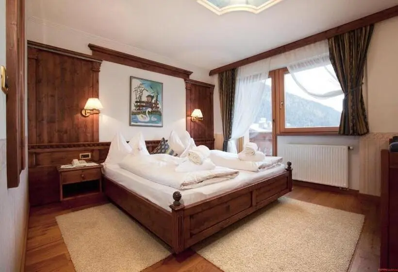 Standard-huone Parveke, Garni Concordia Dolomites Home