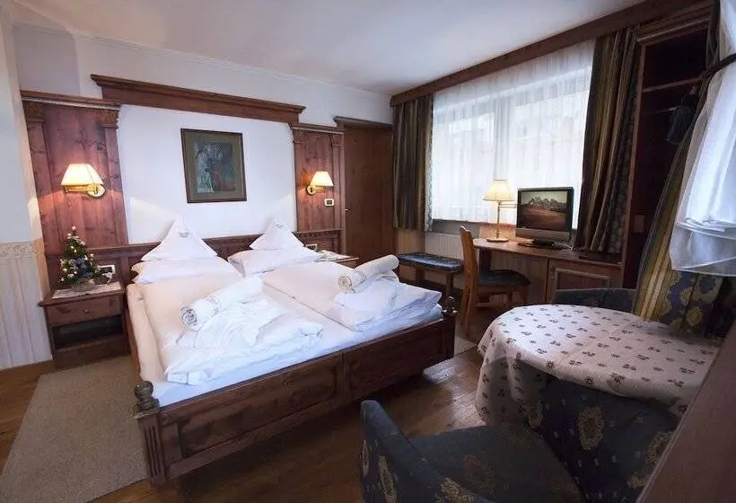 Classic-huone vuoristonäkymällä, Garni Concordia Dolomites Home