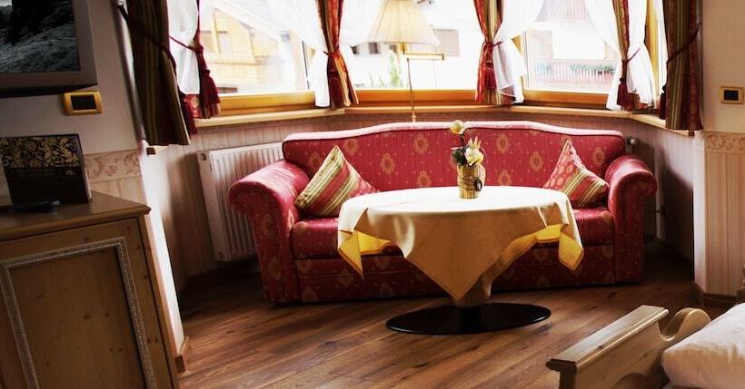 غرفة سوبيريور مطلة على الجبل, Garni Concordia Dolomites Home