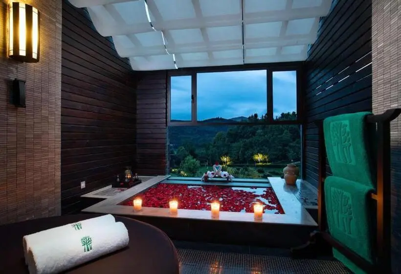 Standard-huone King-vuode, Banyan Tree Tengchong