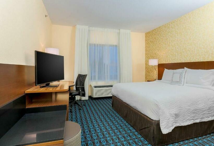 带大床的标准间, Fairfield Inn & Suites By Marriott Cuero