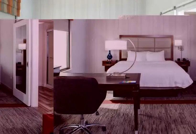 Standard-huone King-vuode, Hampton Inn & Suites Pittsburg Kansas Crossing