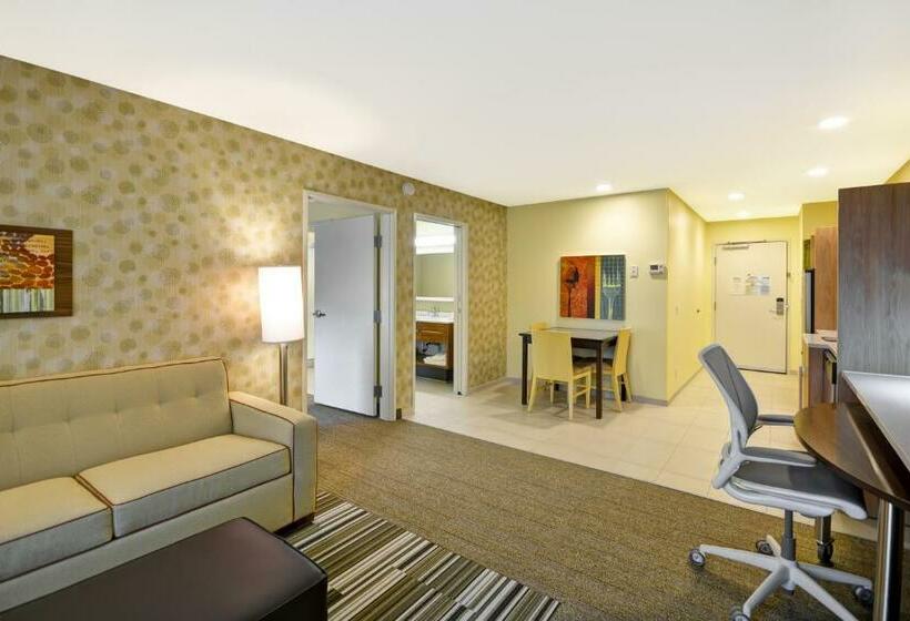 스위트 킹사이즈 침대, Home2 Suites By Hilton Rapid City