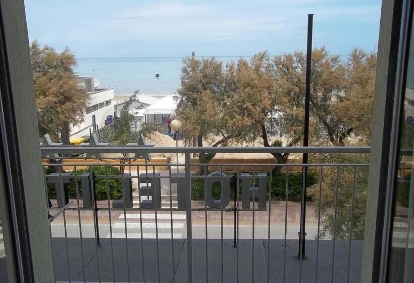 Номер Стандарт, Italia