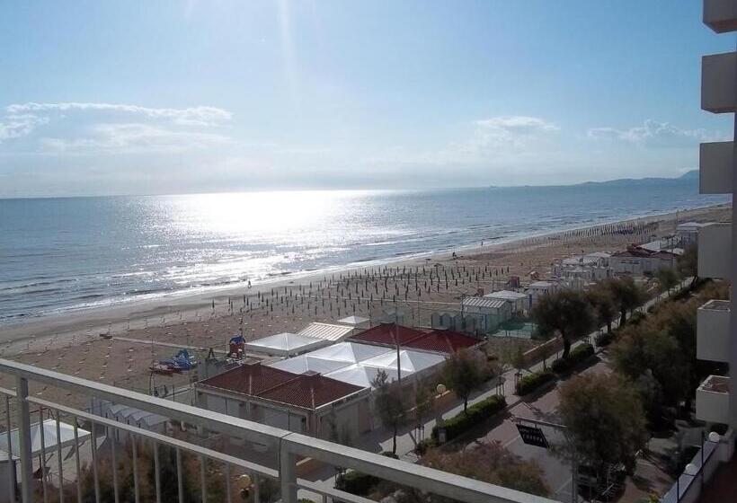 غرفة قياسية, Italia