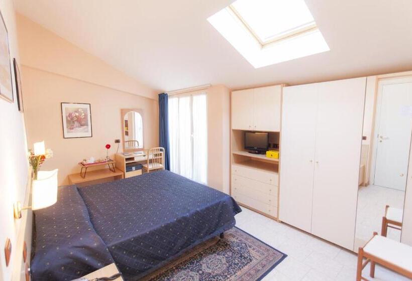 غرفة سوبيريور, Principe