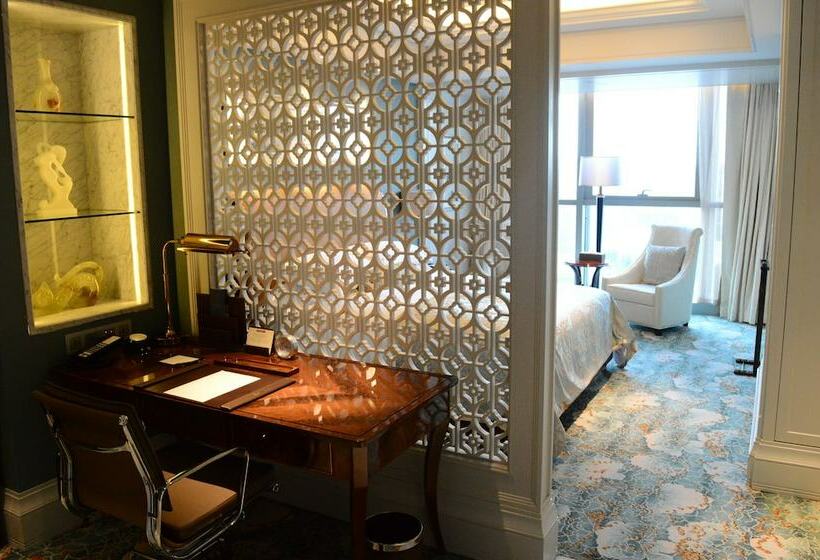 デラックスルーム, Xi An Jue Vu