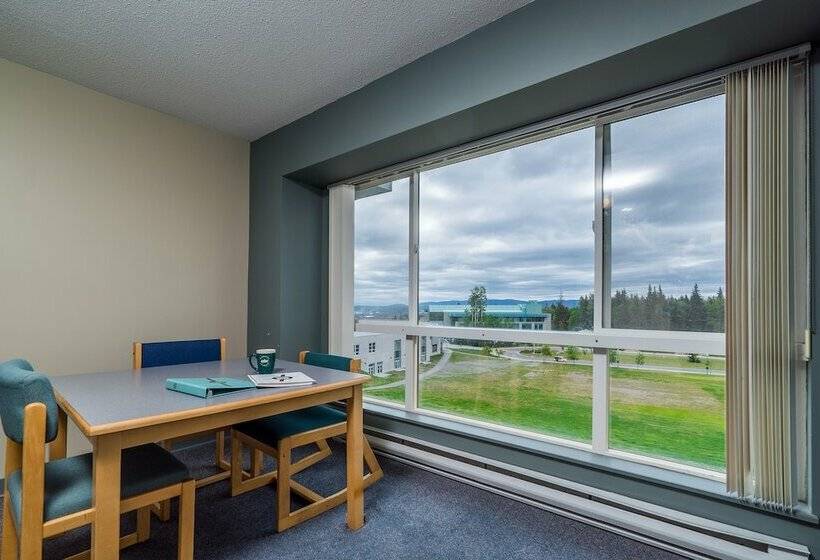 Номер Стандарт Индивидуальный, Residences At University Of Northern Bc Campus Accommodation