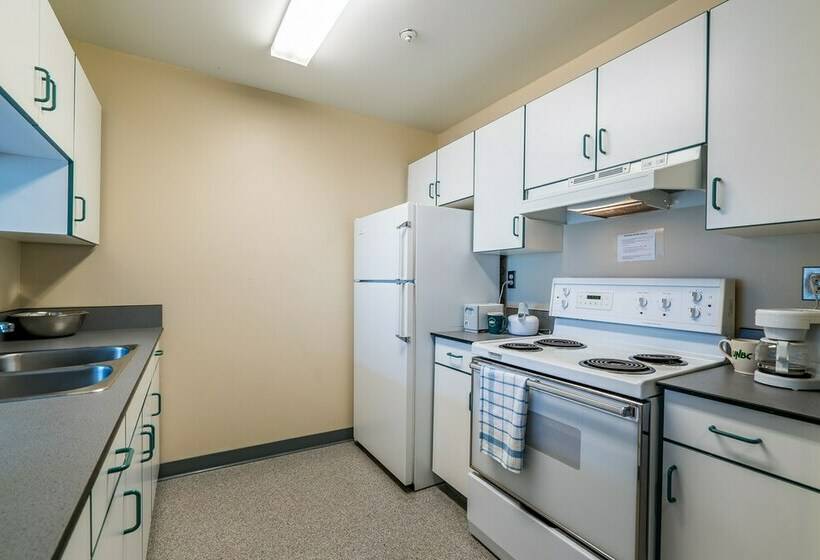 Номер Стандарт Индивидуальный, Residences At University Of Northern Bc Campus Accommodation