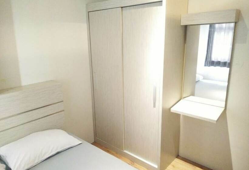 דירת שני חדרים, The Suites Metro By Faris Property