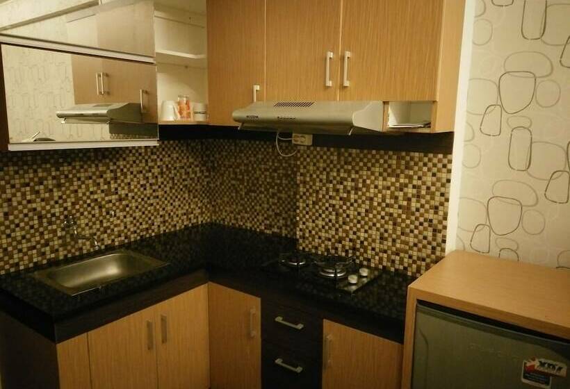 דירת שני חדרים, The Suites Metro By Faris Property