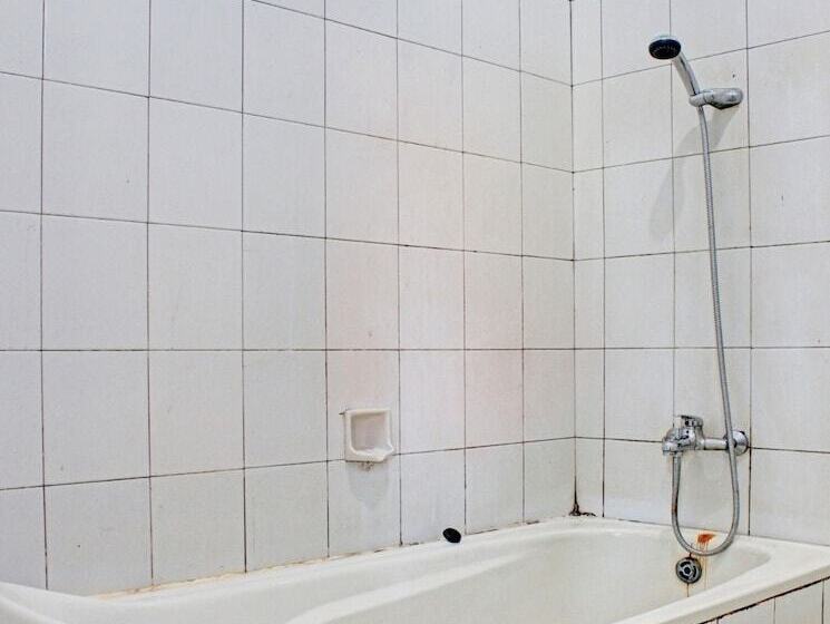 غرفة ديلوكس, Capital O 90417 Hotel Batu Suli Internasional