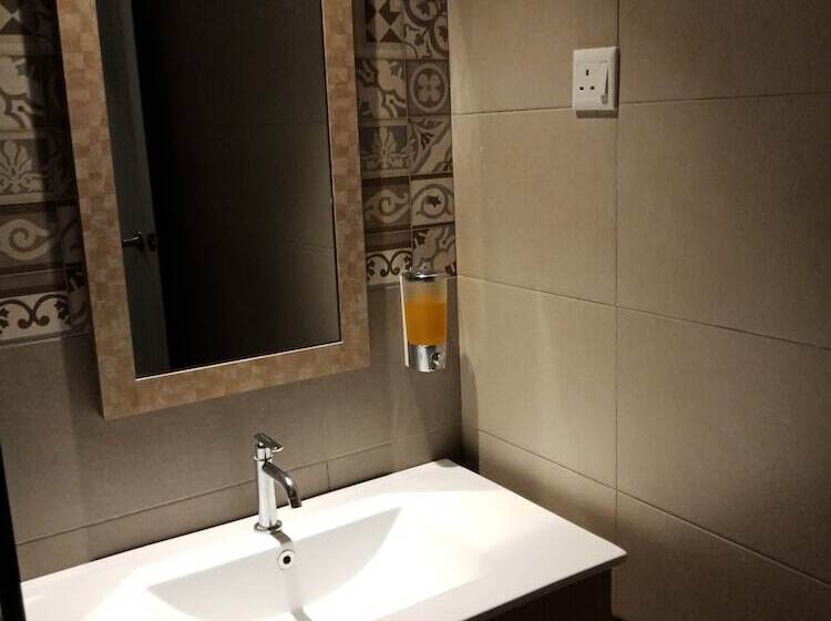 Suite Familiale, Lemon8 Hotel Apartment