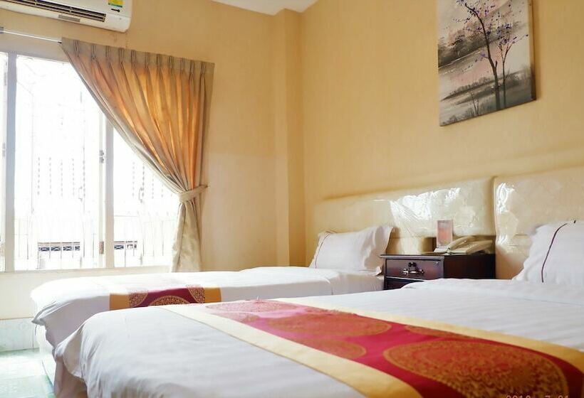 חדר סטנדרט, Lyly