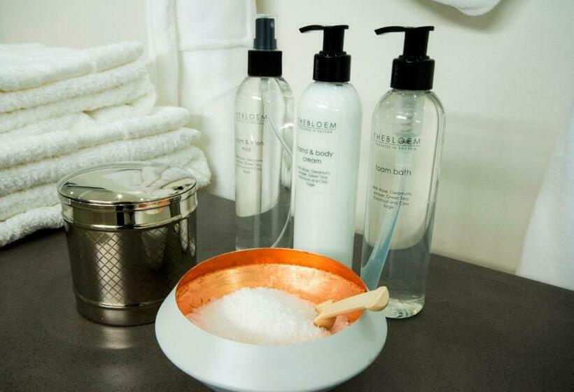 Номер Deluxe Вид на Озеро, Thebloem Guest Suites By Knysna Paradise Collection