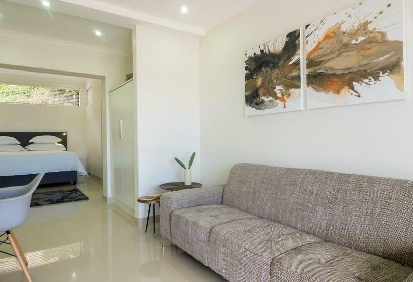 Номер Deluxe Вид на Озеро, Thebloem Guest Suites By Knysna Paradise Collection