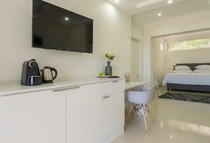 اتاق لوکس با چشم‌انداز دریاچه, Thebloem Guest Suites By Knysna Paradise Collection