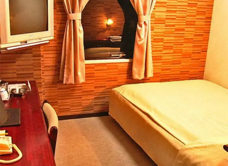 Standard Yhden Hengen Huone, Tsubame Hills
