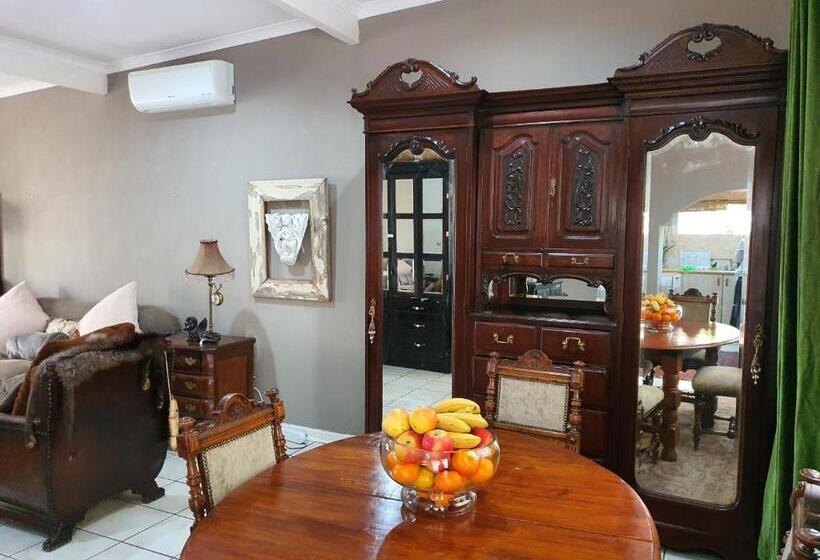 דירת חדר, Waterhouse Guest Lodge In Waterkloof