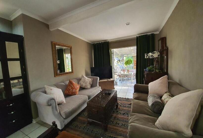 شقة غرفة واحدة, Waterhouse Guest Lodge In Waterkloof