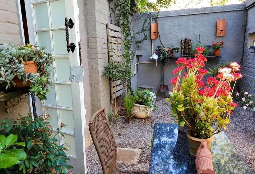 Семейный Номер, Waterhouse Guest Lodge In Waterkloof