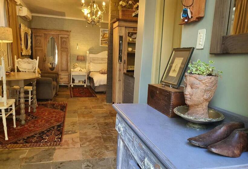 חדר משפחתי, Waterhouse Guest Lodge In Waterkloof