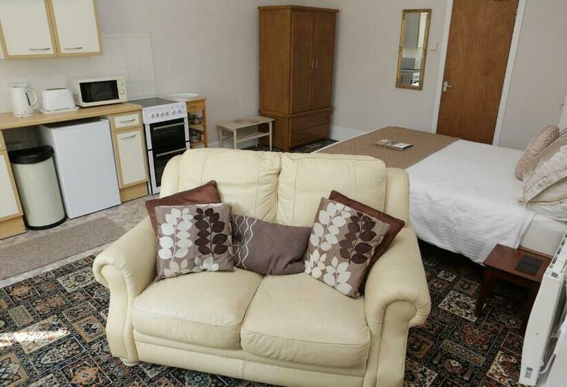 スタンダードスタジオ, Abbey View Holiday Flats