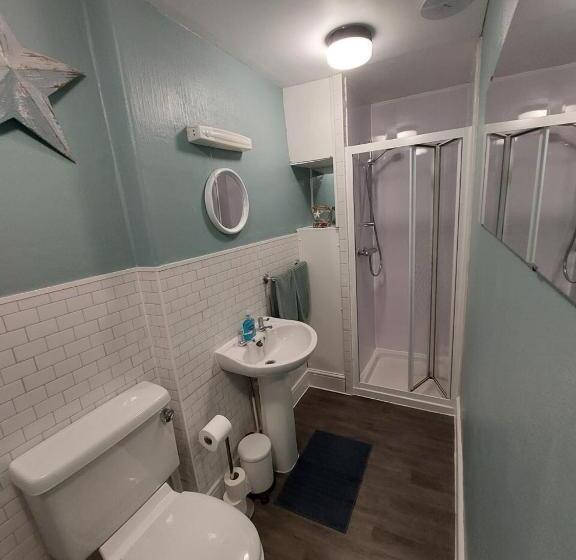 Апартаменты 1 Спальня, Abbey View Holiday Flats