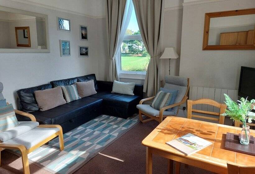 Апартаменты 1 Спальня, Abbey View Holiday Flats
