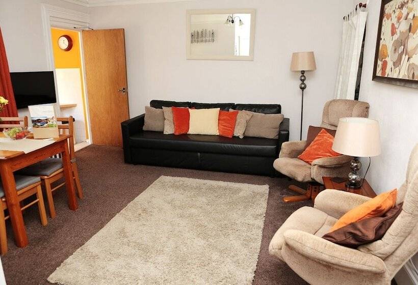 Апартаменты 1 Спальня, Abbey View Holiday Flats