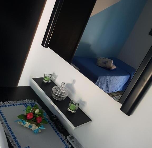 غرفة قياسية ثلاثية, B&b Dolce Casa