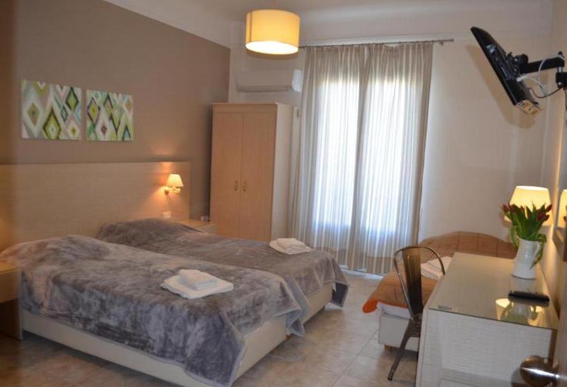 اتاق استاندارد سه نفره, Archontissa Rooms